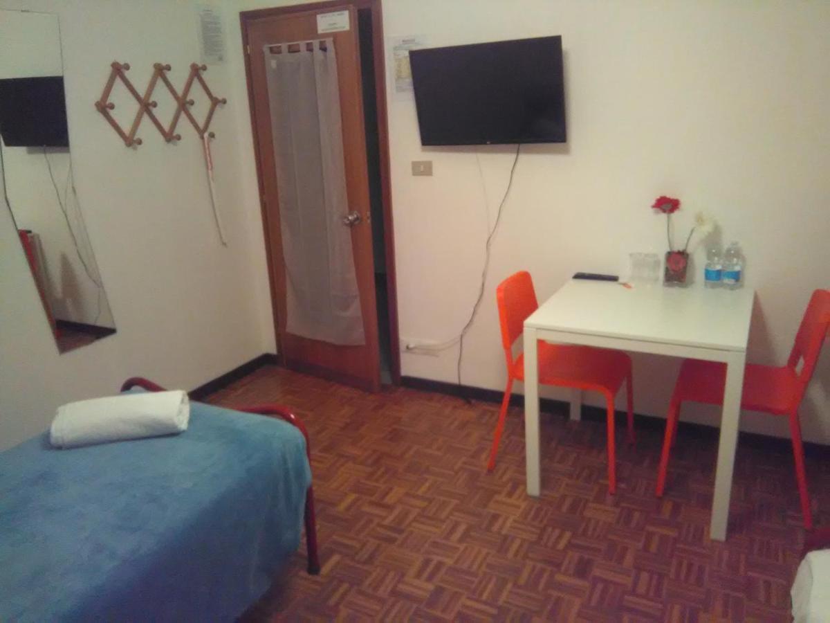 Bed & Breakfast Anzola アンツォーラ・デッレミーリア エクステリア 写真